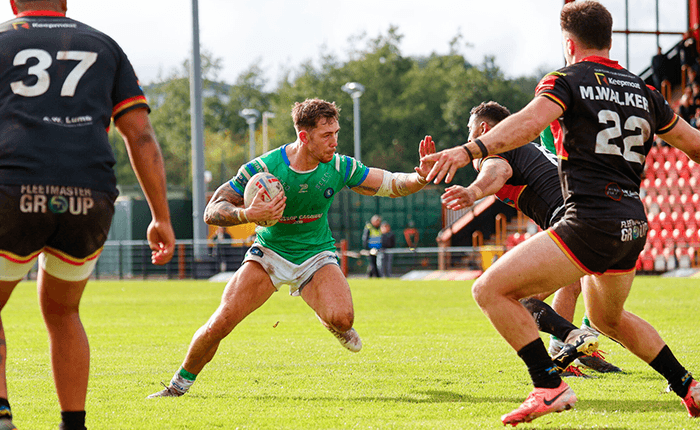 LIONS’ HEROIC DEFENCE AFTER 2-MEN DISMISSALS