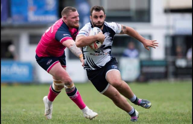 Jordan Paga on the attack - Photo credit @tez.photog