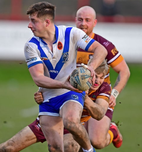 Adam Jones - Photo credit to Paul Butterfield